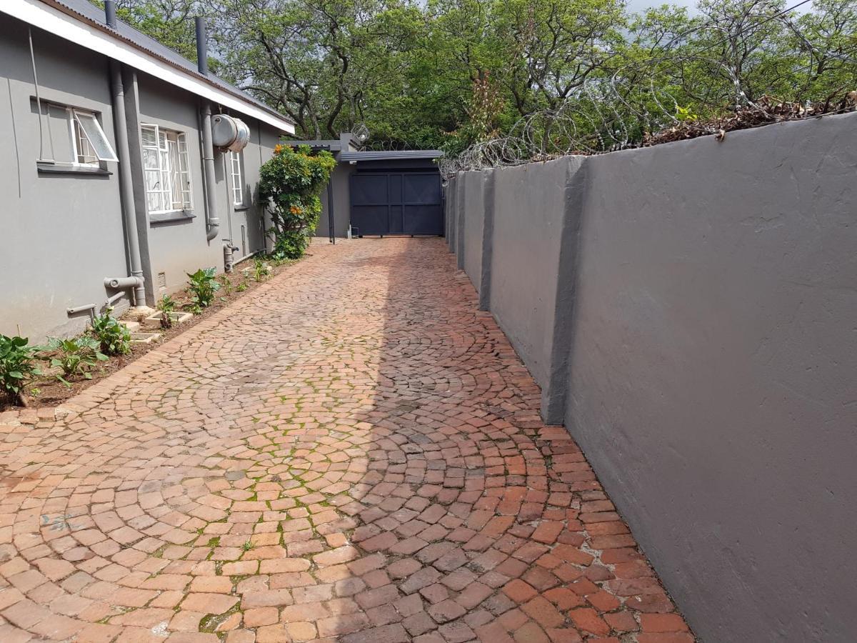 Accommodation@Park1285 Pretoria-Noord エクステリア 写真