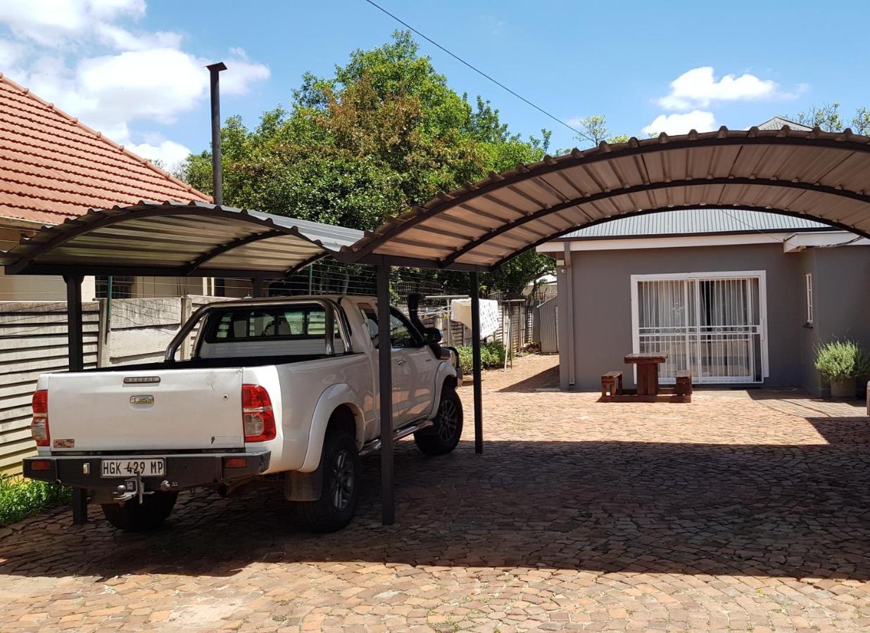 Accommodation@Park1285 Pretoria-Noord エクステリア 写真
