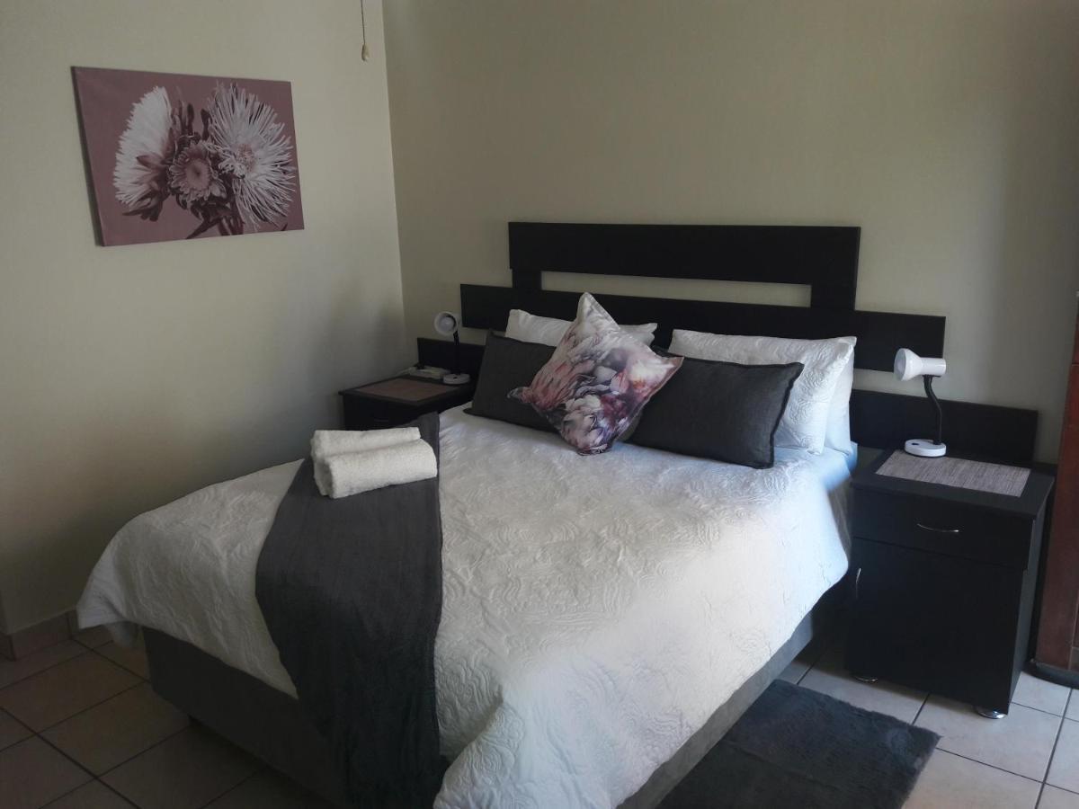 Accommodation@Park1285 Pretoria-Noord エクステリア 写真