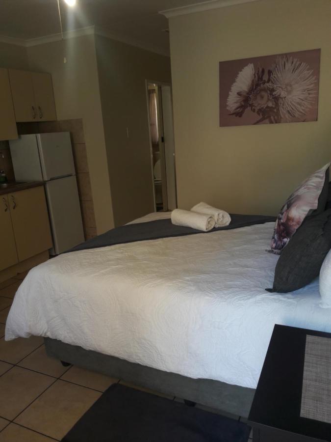 Accommodation@Park1285 Pretoria-Noord エクステリア 写真